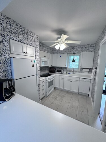 Casa de Respiro 2BR/2 baths WALK TO TOWN