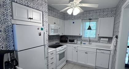 Casa de Respiro 2BR/2 baths WALK TO TOWN