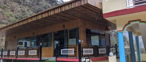 Fachada de la propiedad