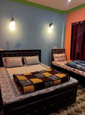 Deluxe Room | 1 bedroom, soundproofing, free WiFi
