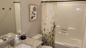 Doccia, asciugacapelli, asciugamani