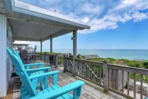 Property grounds - NEW! Boardwalk - Oceanfront Spa - Newly Remodeled, Best Location Walk everywhere (Surf City)