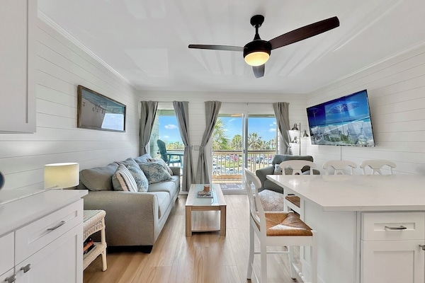 Living Room at Sea Cabin 214A, Isle of Palms, SC | IOP Escapes