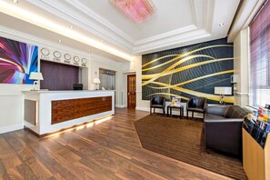 Reception - Lidos Hotel (London)