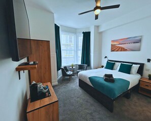 1 Schlafzimmer, WLAN, Bettwäsche