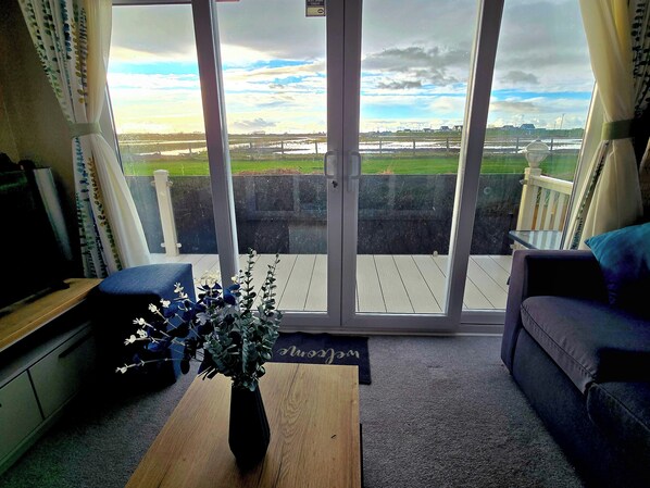 Living area - Stunning Brand new 2024 Sunset Lodge, Whitstable (Whitstable)