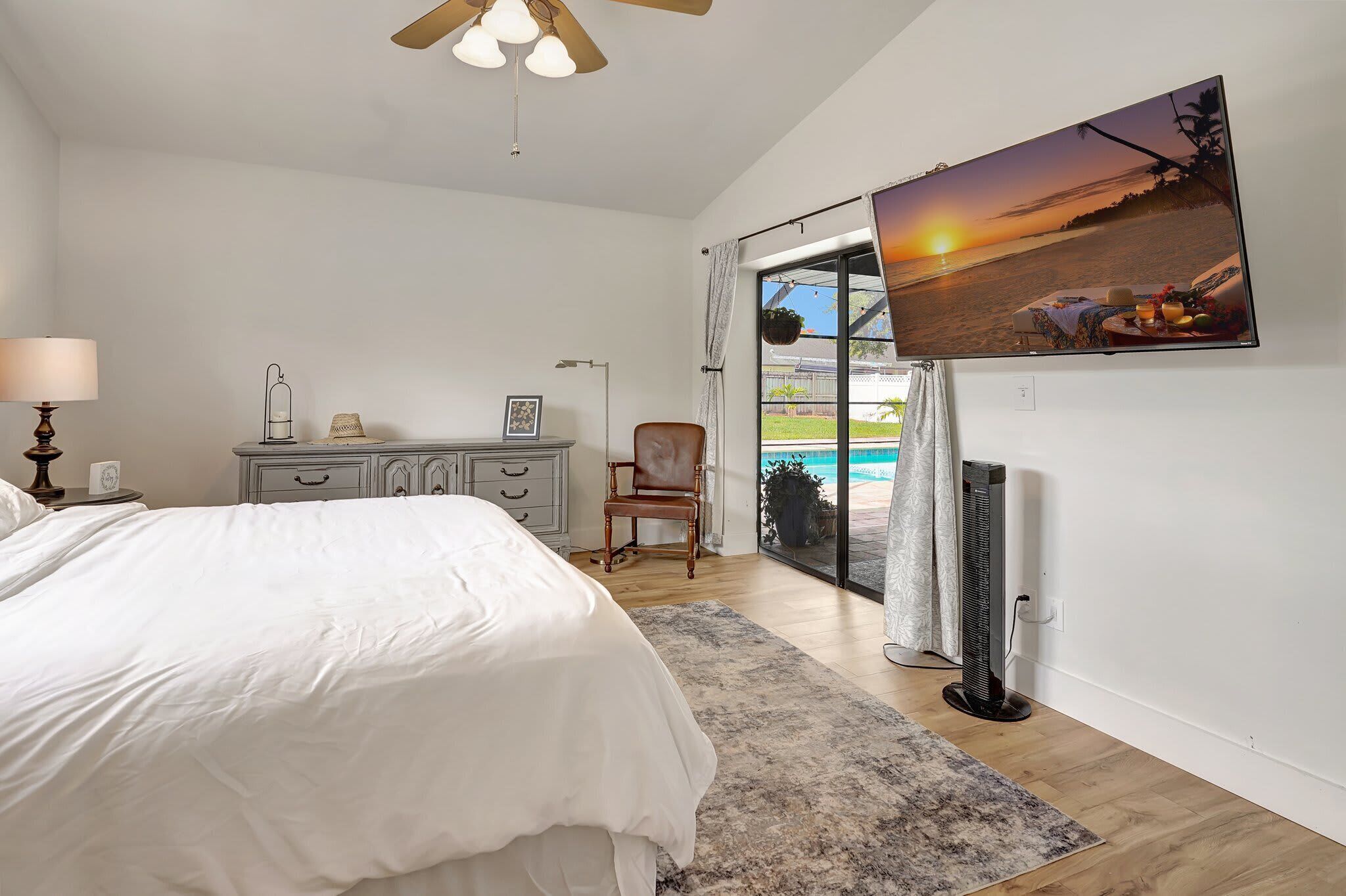 3 bedrooms, desk, iron/ironing board, WiFi