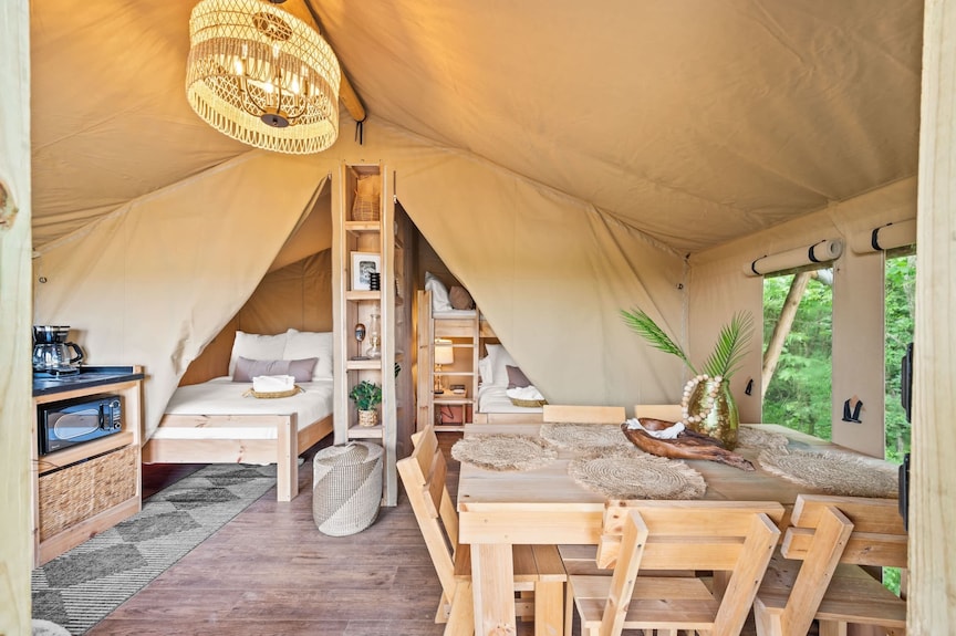Safari Tent H At Eden Reserve - Near Ark - Kentucky