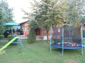 House (Four bedroom house with river view) | Garden - Una Green Garden Residence (Bihac)