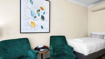 Iron/ironing board, WiFi, bed sheets