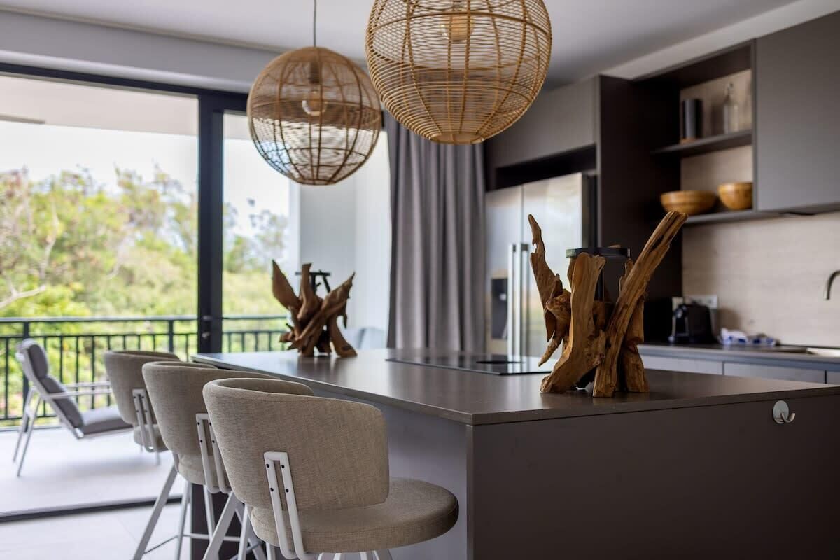 冰箱、微波炉、烤箱、洗碗机