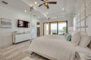 House, 5 Bedrooms | 5 bedrooms, free WiFi, bed sheets - Moana Oasis on Estero Blvd by RedAwning (Fort Myers Beach)