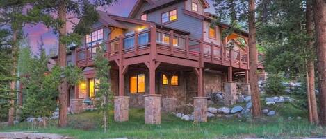 House, 4 Bedrooms | Exterior
