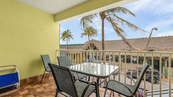 Apartment, 2 Schlafzimmer | Balkon