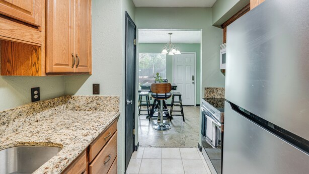 Unclassified image, 1 of 25, button - 3 Mi to Dtwn Dallas: Condo w/ Walkable Location! (Dallas)