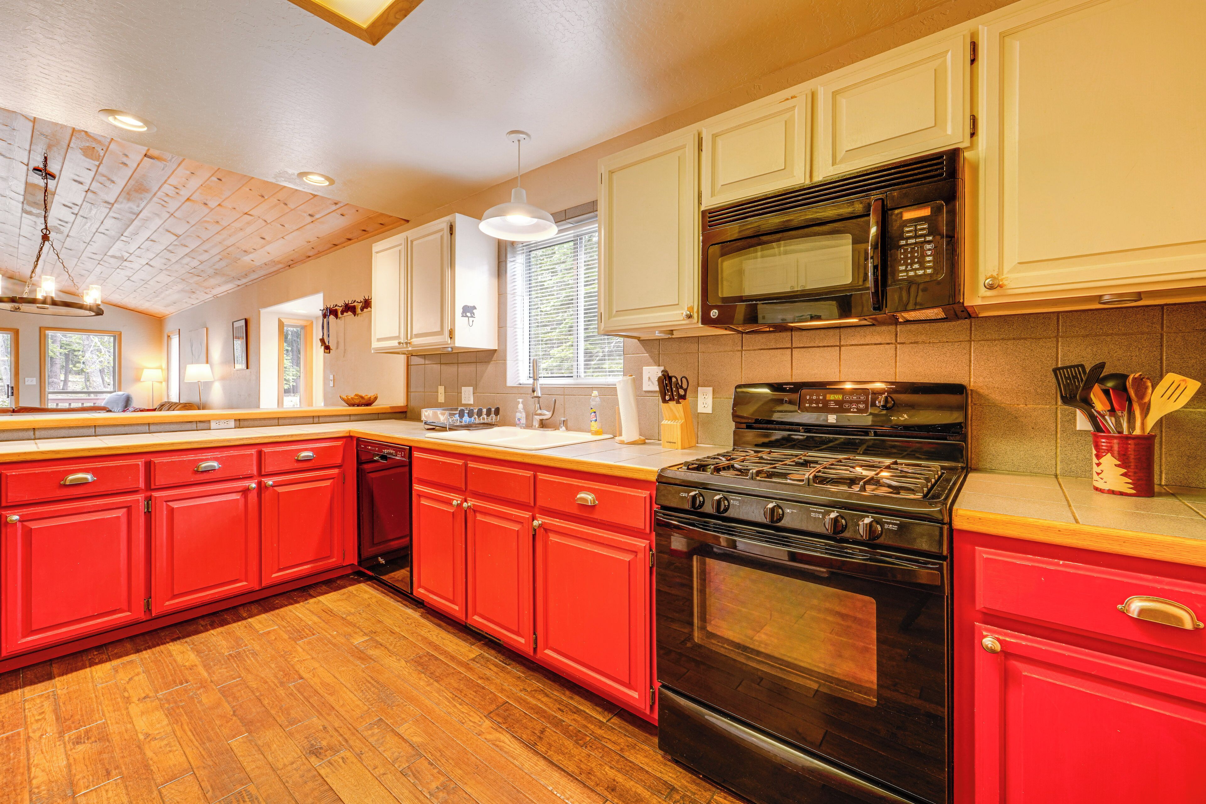 House (3 Bedrooms) | Interior