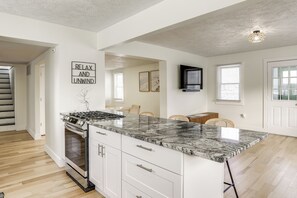 House (3 Bedrooms) | Interior - Serene South Haven Retreat w/ Deck: 1 Mi to Dtwn! (South Haven)