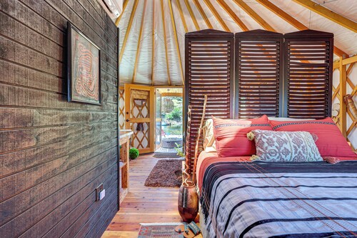 Mystical Mongolian Yurt in Fallbrook w/ Views!
