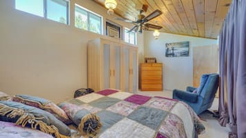 Cottage (1 Bedroom) | 1 bedroom, bed sheets
