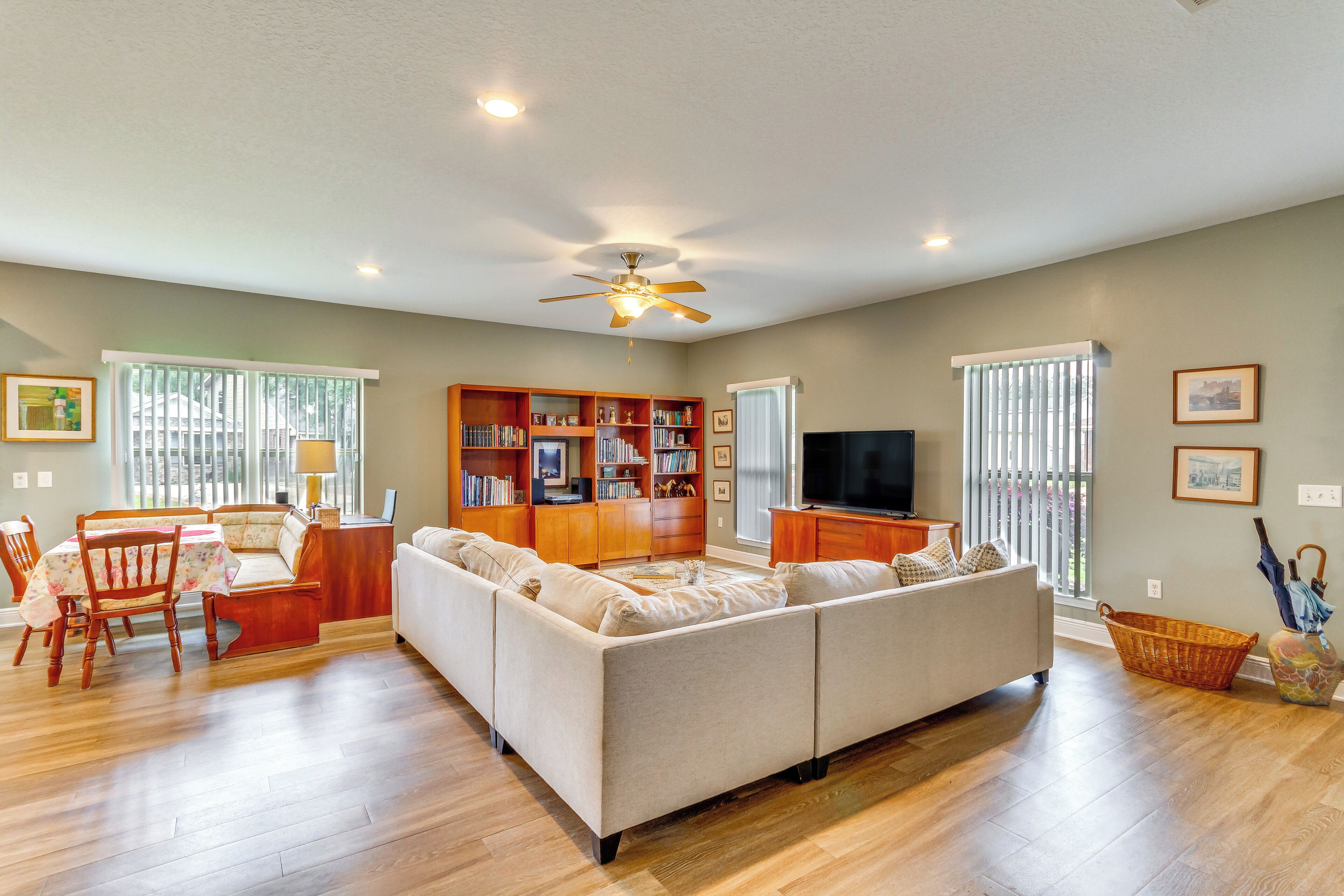 House (1 Bedroom) | Front of property