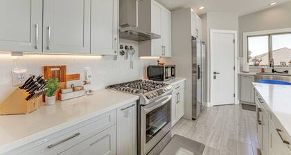 Sleek Ferndale Home w/ Ocean & Mountain Views!