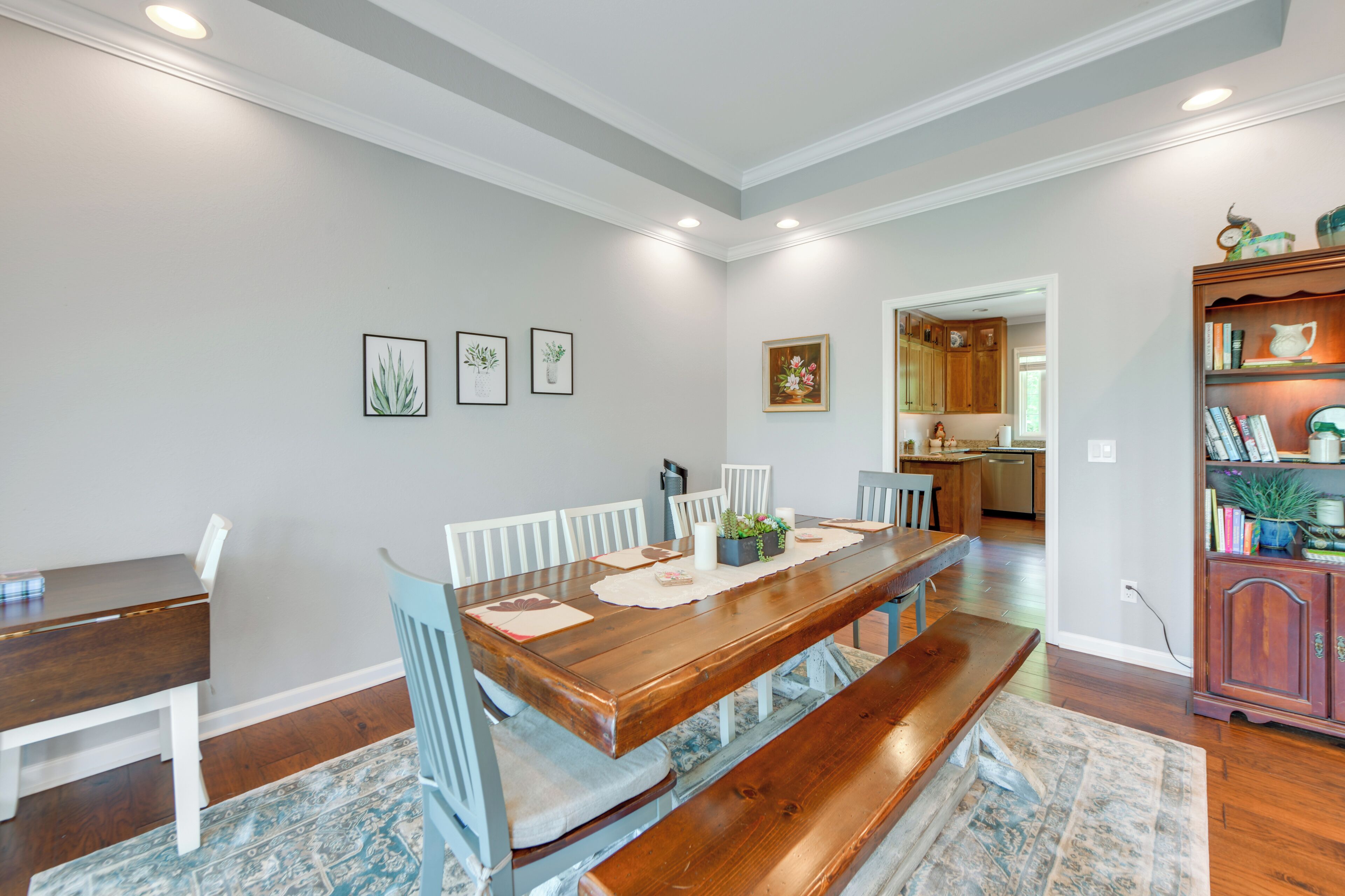 House (3 Bedrooms) | Interior