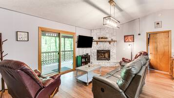 Rumah (2 Bedrooms) | Interior