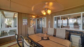 House (2 Bedrooms) | Bahagian dalam