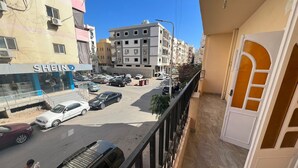 Leilighet – comfort, balkong, byutsikt | Terrasse/patio