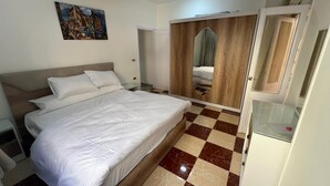 Leilighet – comfort, balkong, byutsikt