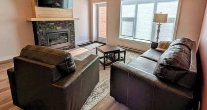 Yukon Hot Springs Villa #35 / pet friendly