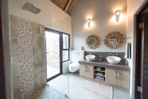 Dusche, Haartrockner
