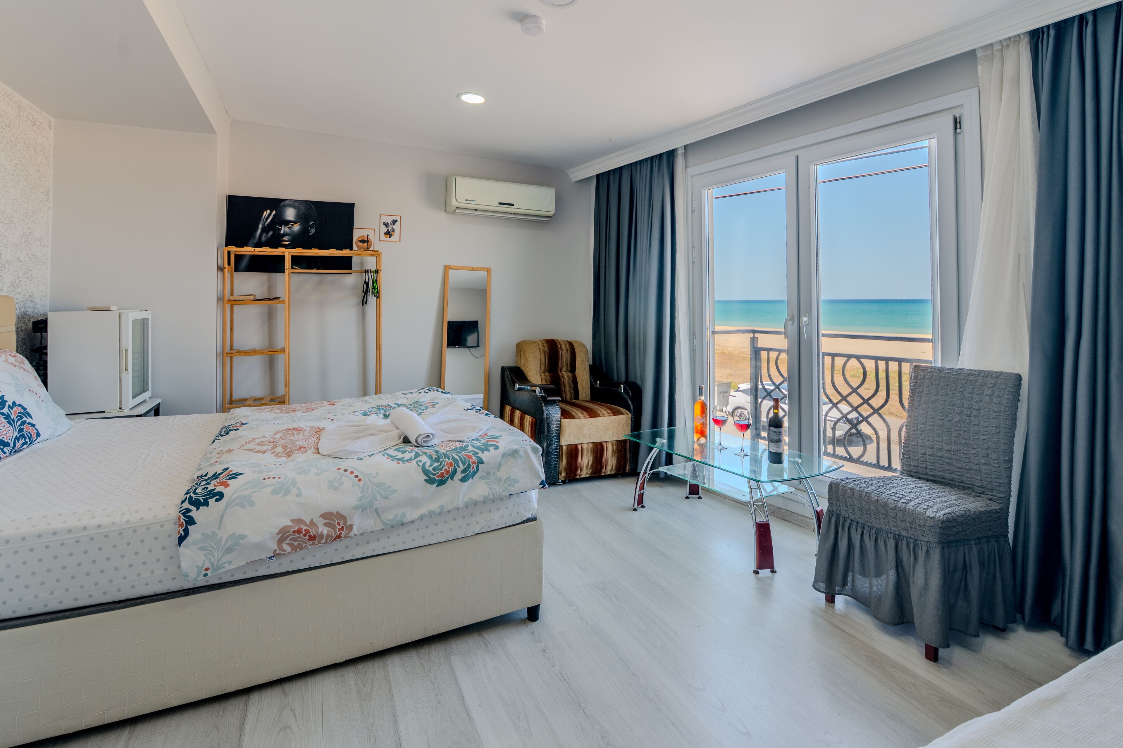 Peralatan tempat tidur premium, gebar bulu kapas, bar mini, kalis bunyi 