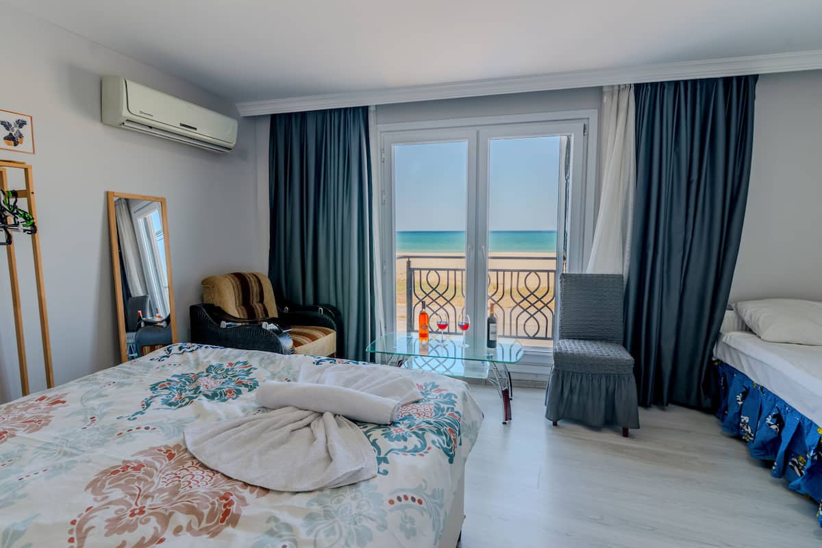 1 bedroom, premium bedding, down comforters, minibar