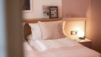 Classic Double Room, Garden View