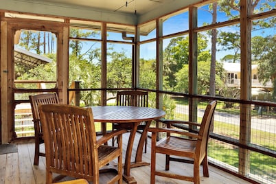 Beachside, Pet Friendly, Calm and quaint! Alfie's Place