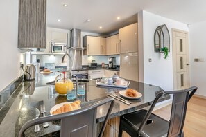 Fridge, microwave, oven, dishwasher