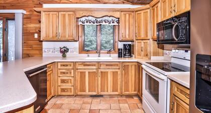 NEW! 3 Bedroom home on Three Lakes Chain of Lakes!