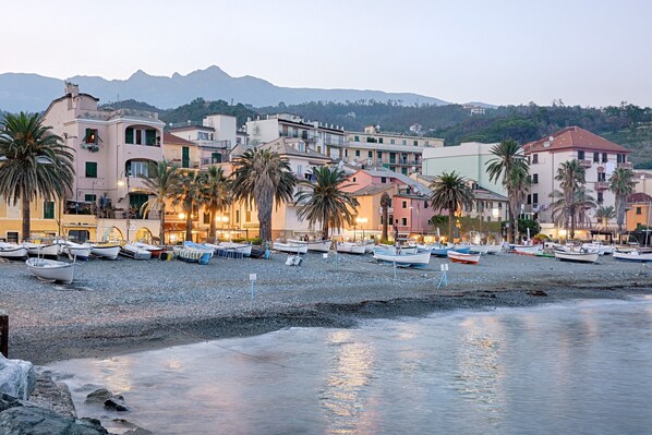 Strand