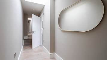 Appartement Supérieur, salle de bains privée, vue ville | Intérieur