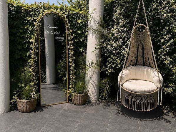 Garden - Amadeus Motel (Cinarcik)