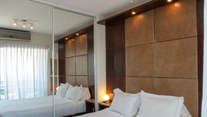 Unclassified image, 5 of 33, button - Crystal Clear Bright 1 Bedroom in Palermo Soho (Buenos Aires)