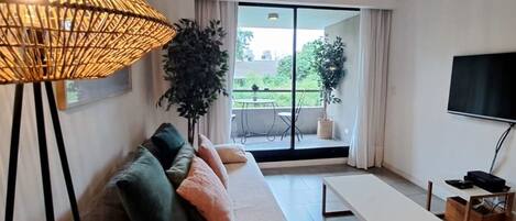 Apartment | 1 bedroom, Internet