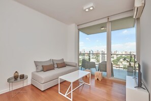 Apartment | 1 bedroom, Internet - Torre Montagna I Stylish 1BR With Balcony in Nu ez (Buenos Aires)