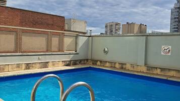 1 habitación y acceso a internet