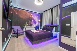 8 bedrooms, iron/ironing board, WiFi, bed sheets - 10107PG-The Best Home and Location Near Disney (Orlando)