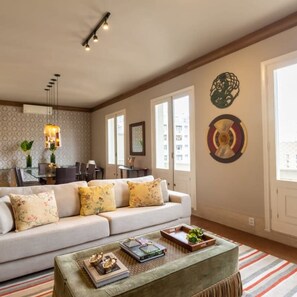 House | 3 bedrooms, Internet - Tiete Classic I Stunning 3 Bedroom in Jardins (São Paulo)