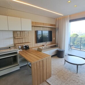 Internet - Pinheiros Silver I Modern Studio in Faria Lima (São Paulo)