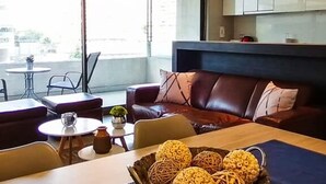 House - Kennedy Modern 2 Bed Apt in Las Condes (Santiago)