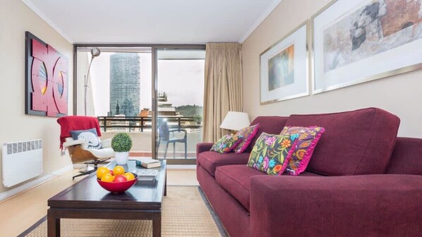 Apartment | 1 bedroom, Internet - Carmencita St I Classic 1 Bedroom Apartment in El Golf (Santiago)